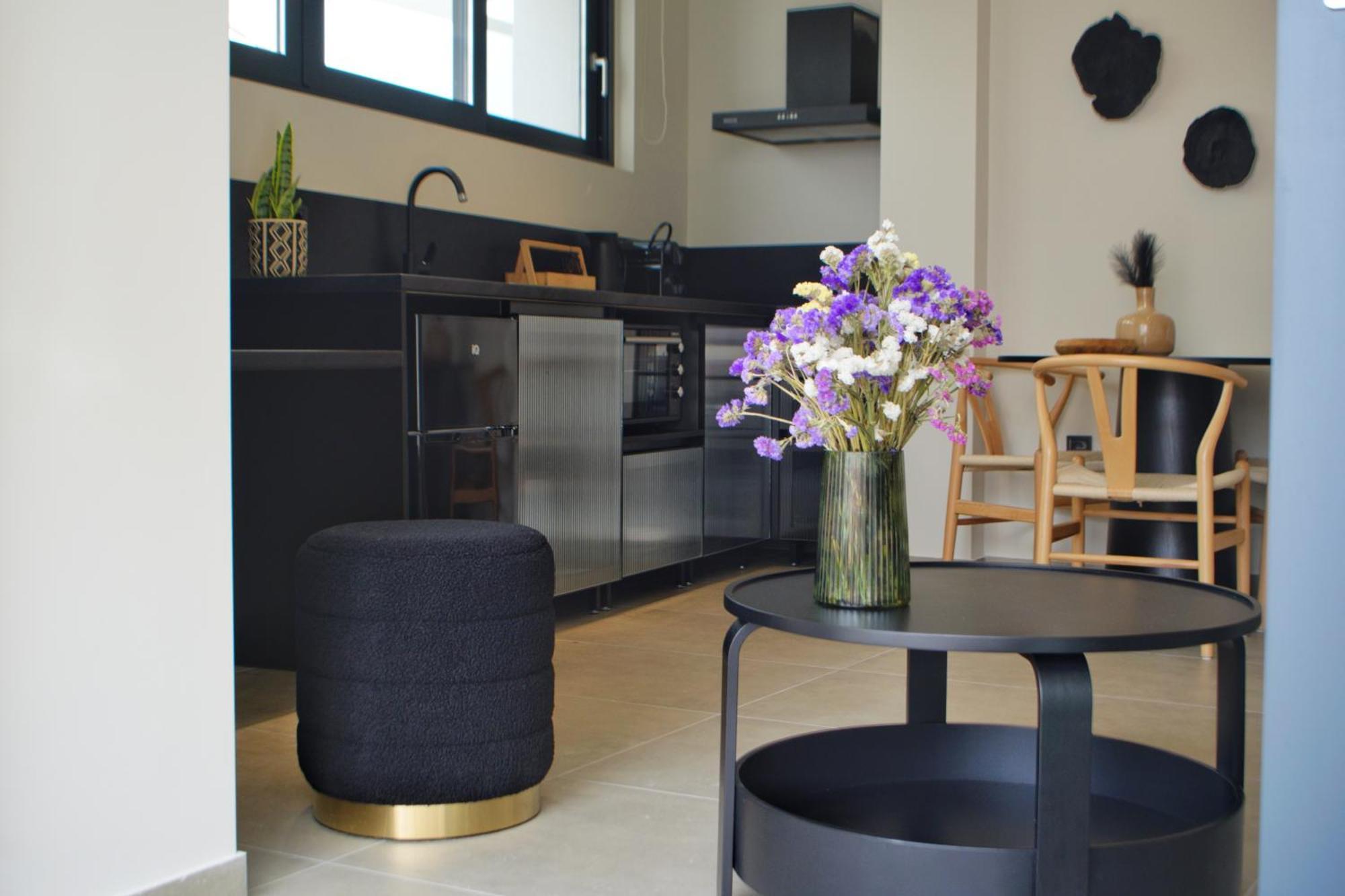 Luaz Suites Volos Bagian luar foto