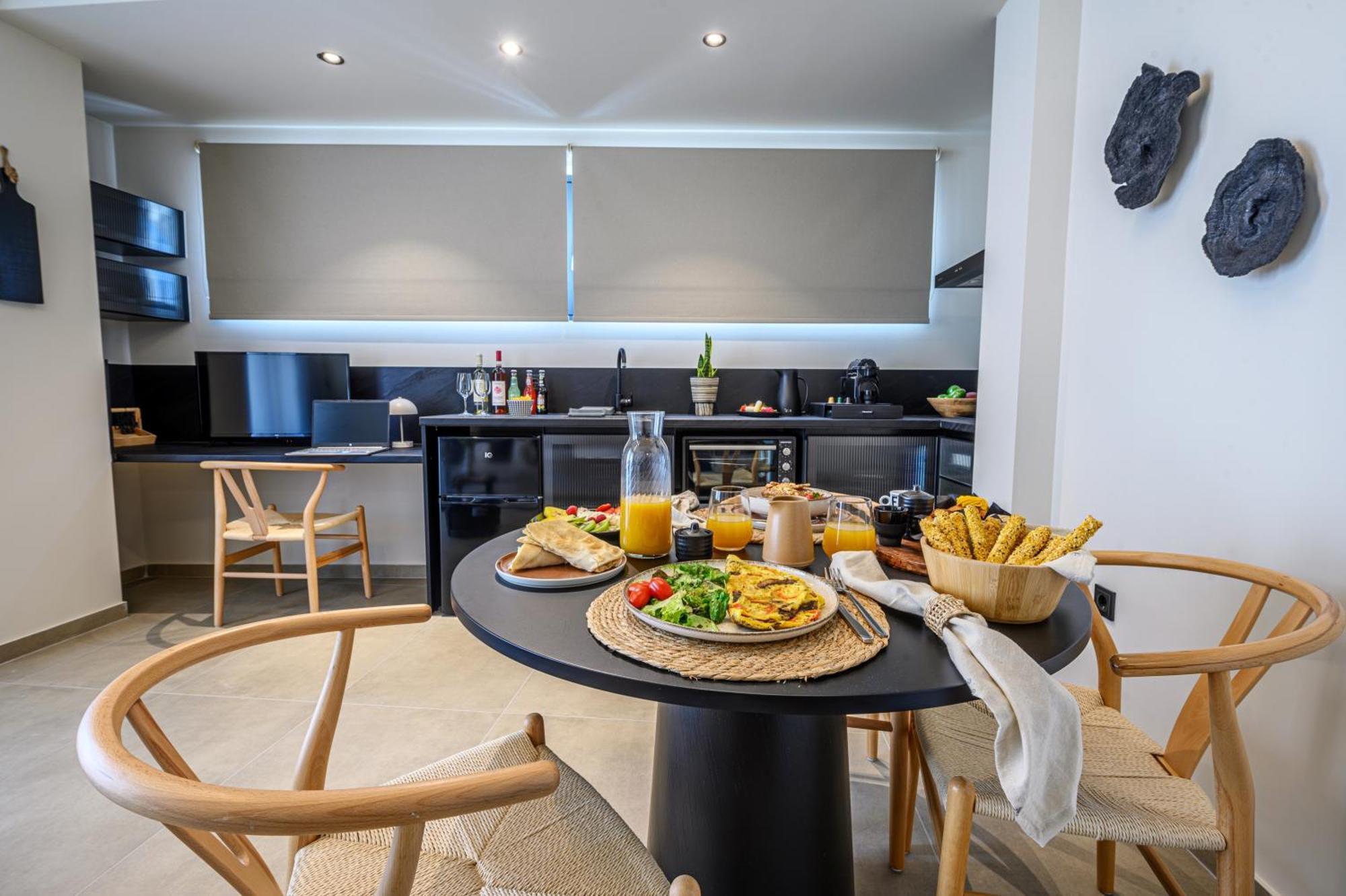 Luaz Suites Volos Bagian luar foto