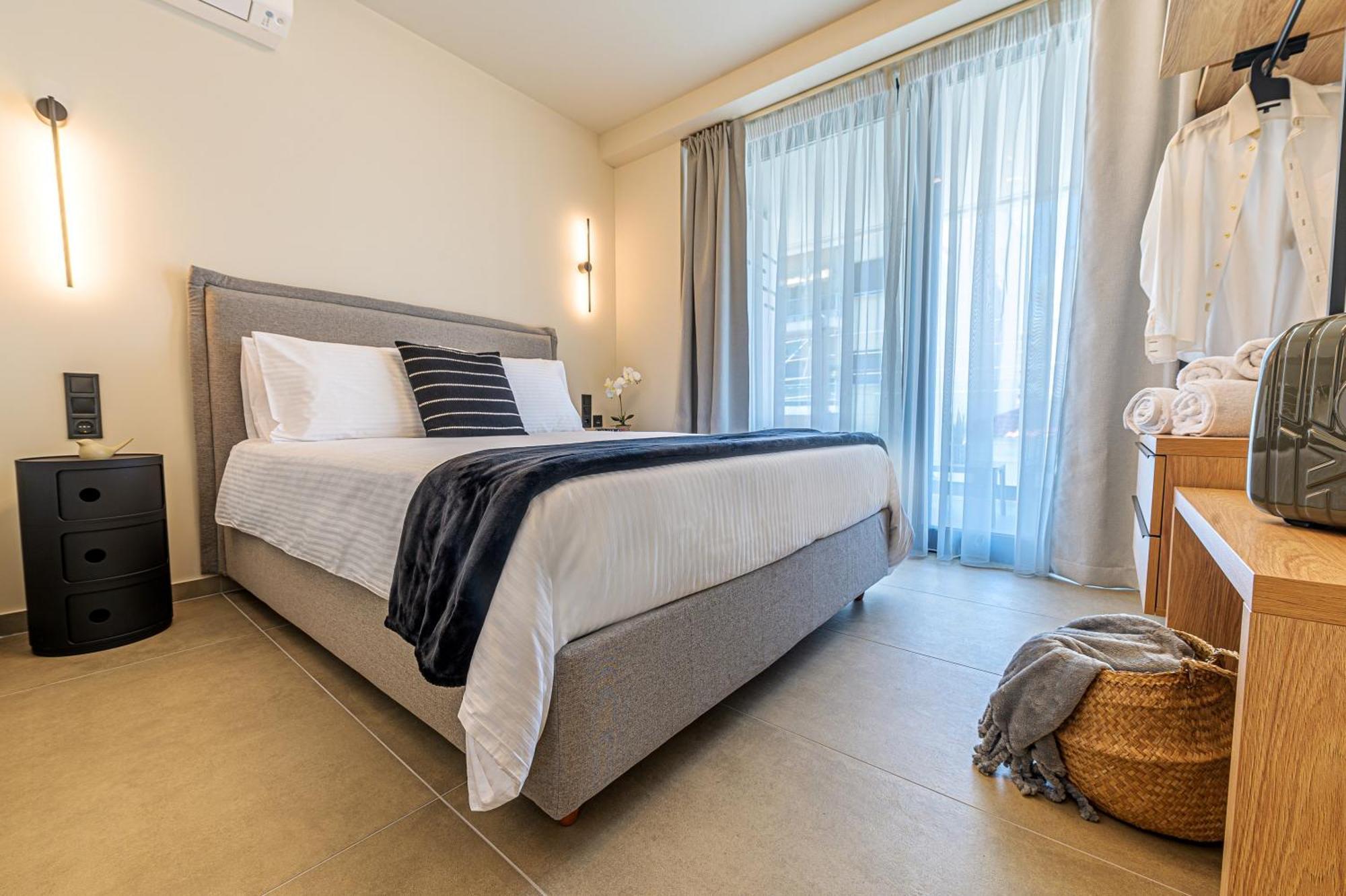 Luaz Suites Volos Bagian luar foto
