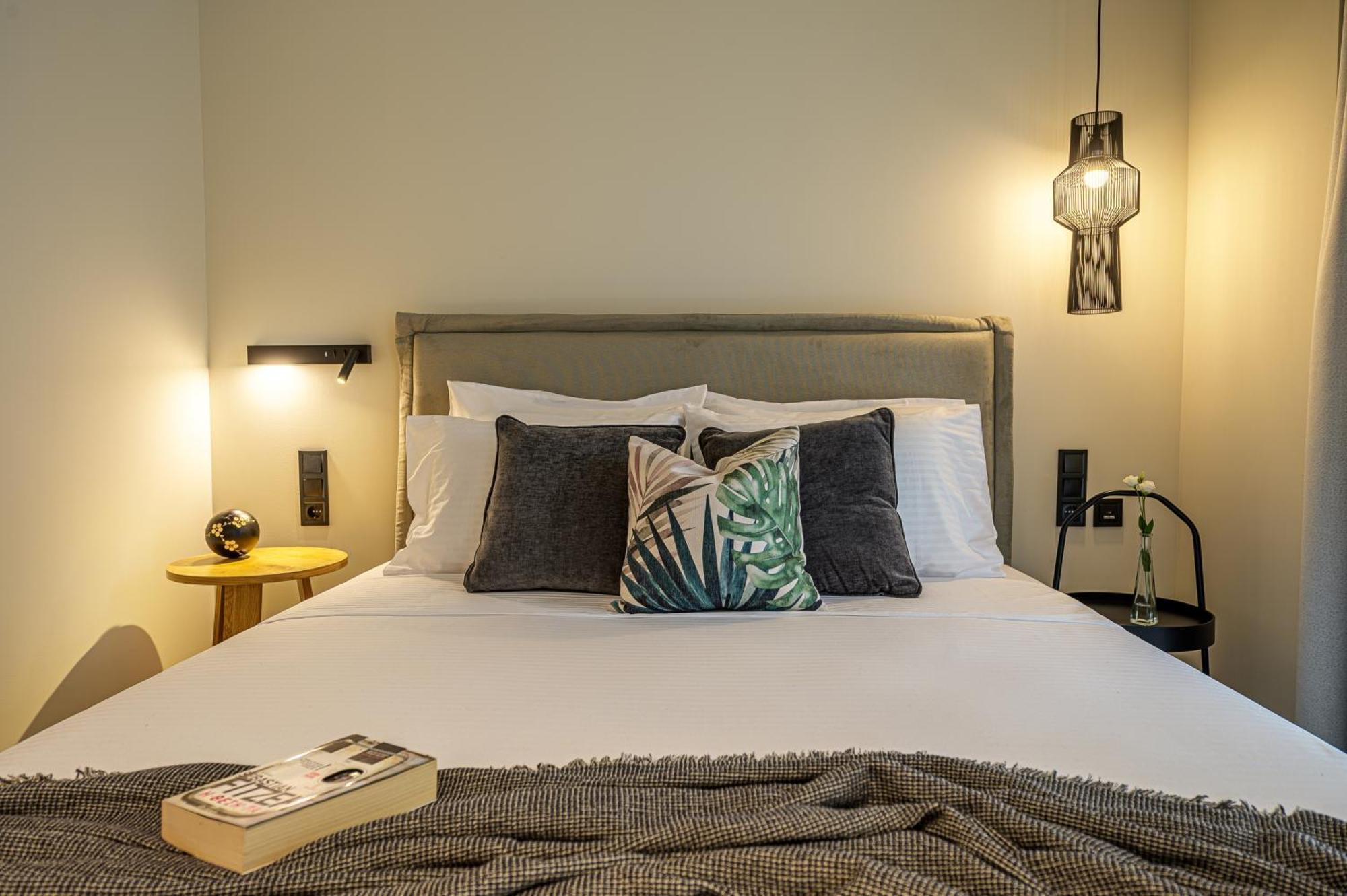 Luaz Suites Volos Bagian luar foto