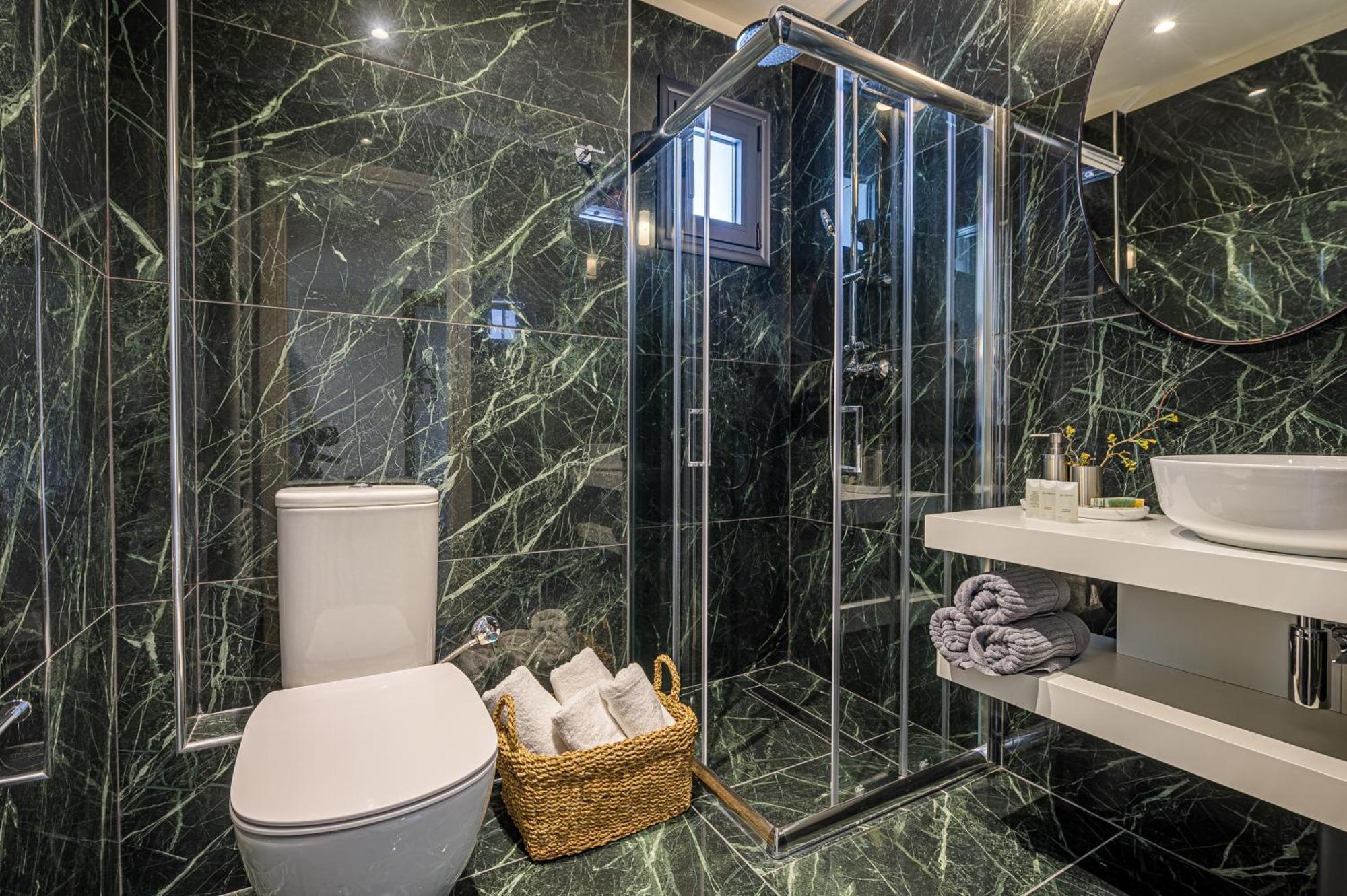 Luaz Suites Volos Bagian luar foto