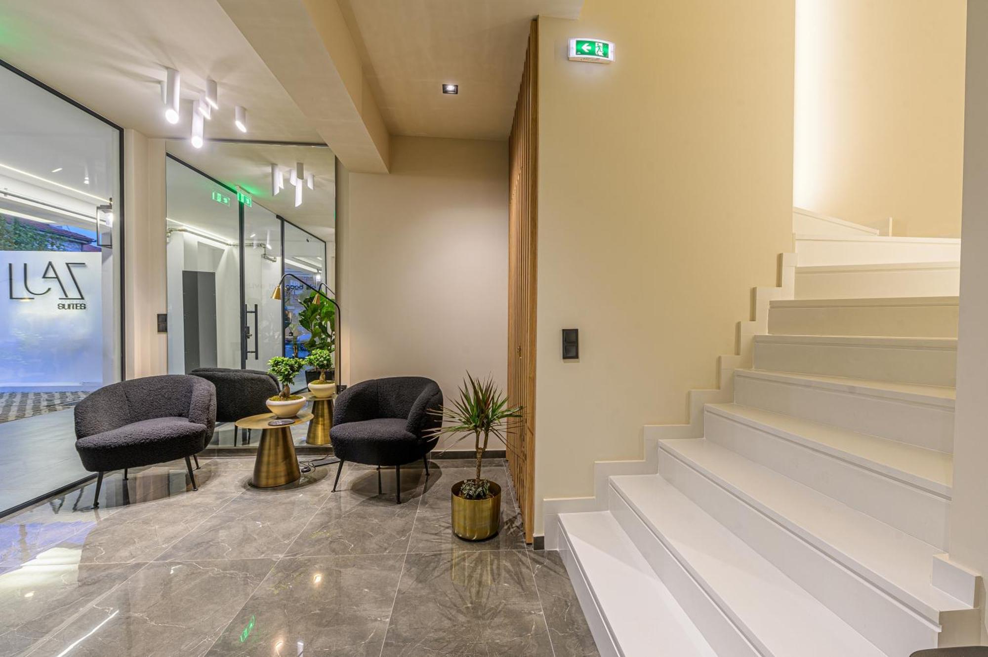 Luaz Suites Volos Bagian luar foto