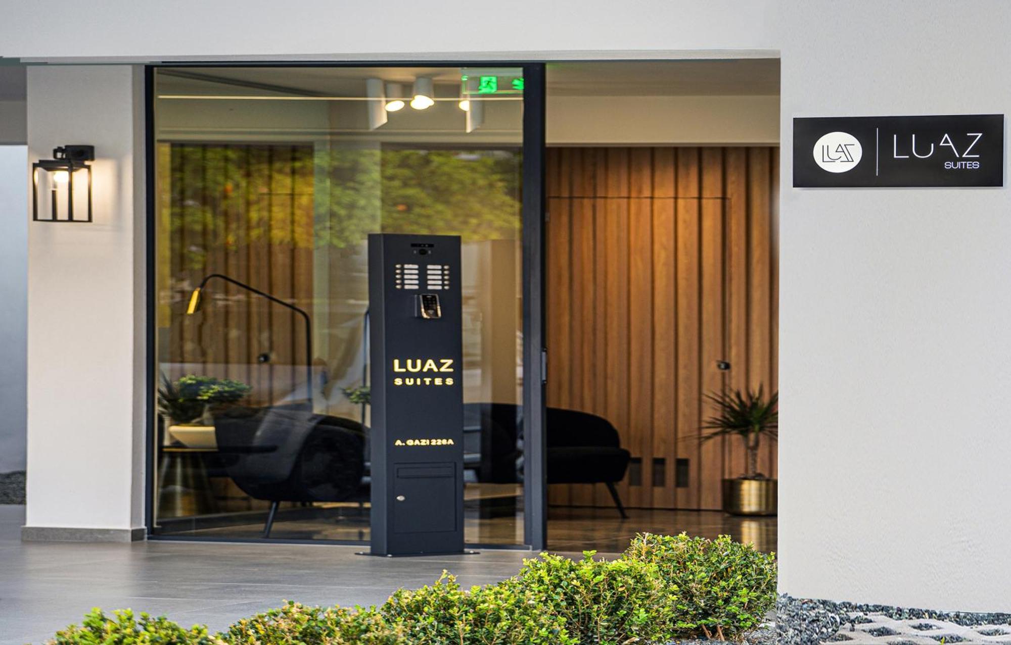 Luaz Suites Volos Bagian luar foto